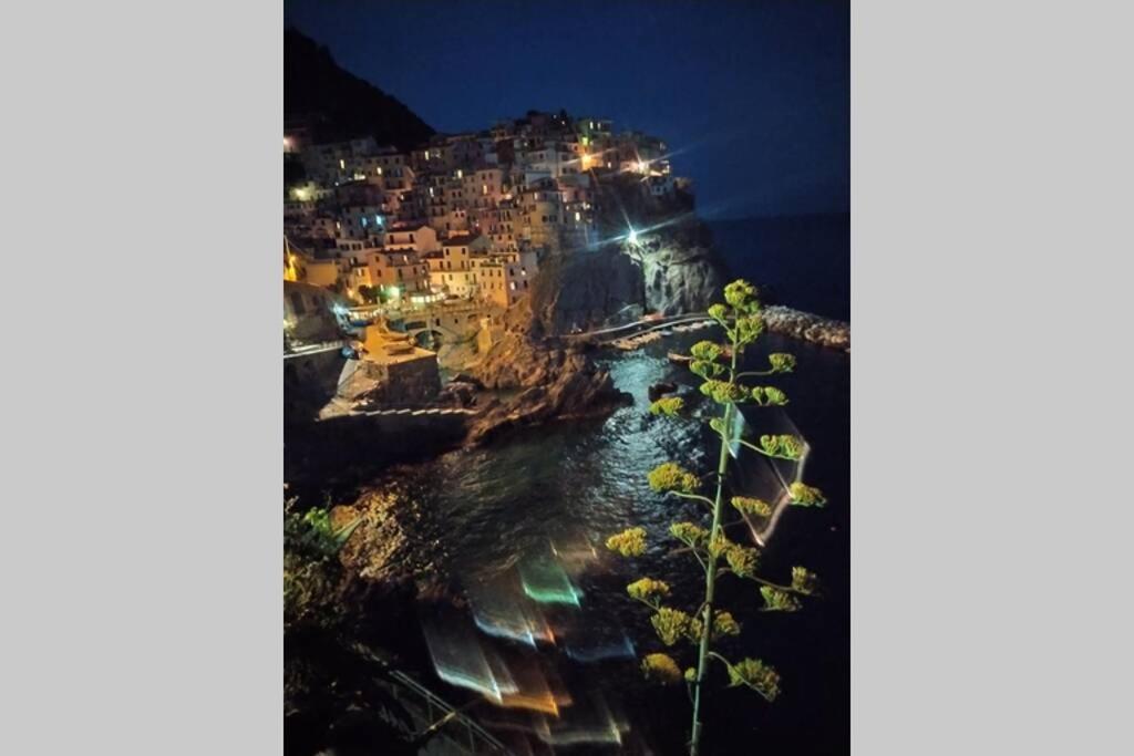 Appartamento Via Colombo 99 Riomaggiore Extérieur photo